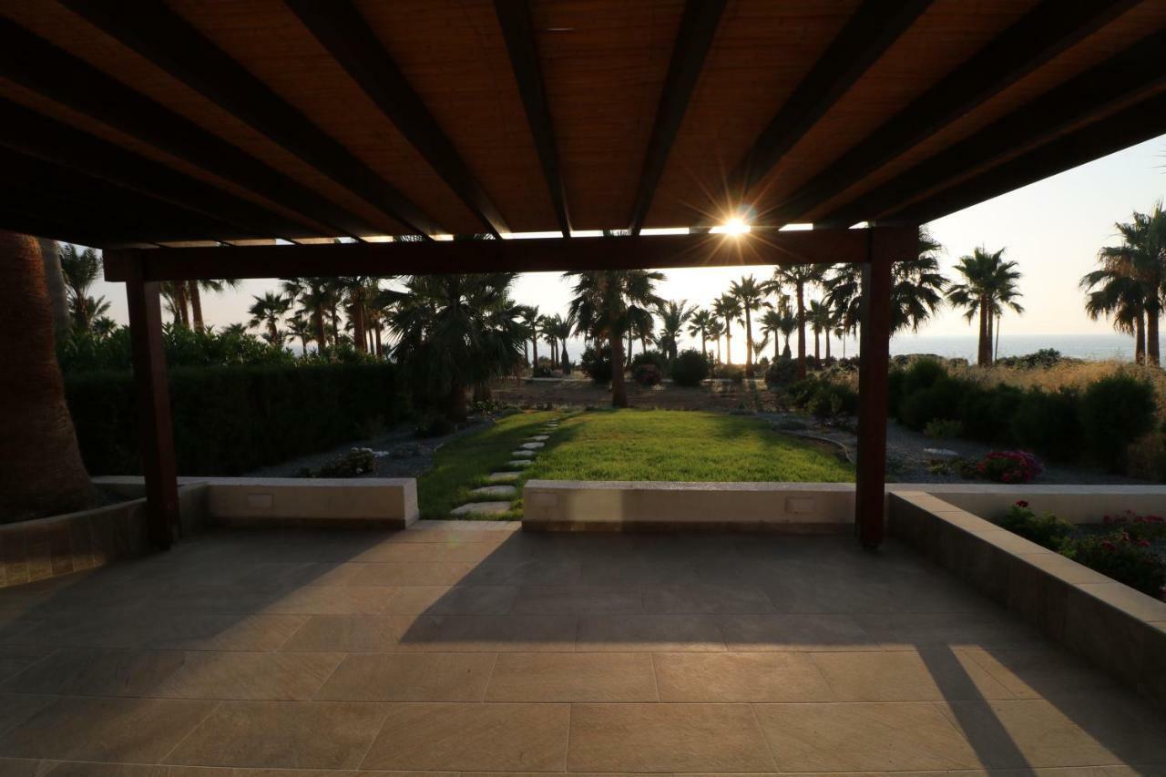 Yulya Villa By Taimoura Paphos Eksteriør bilde