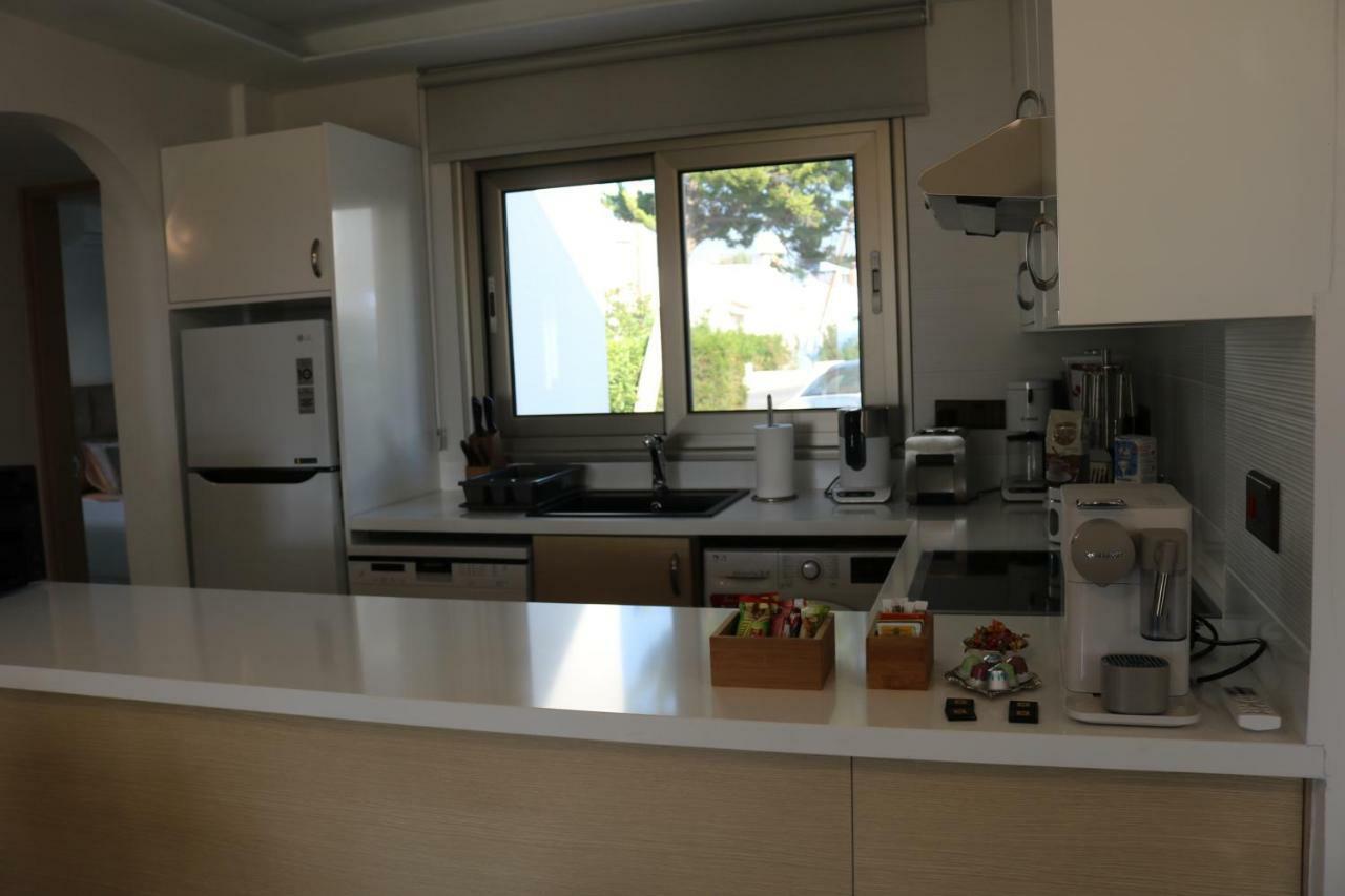 Yulya Villa By Taimoura Paphos Eksteriør bilde