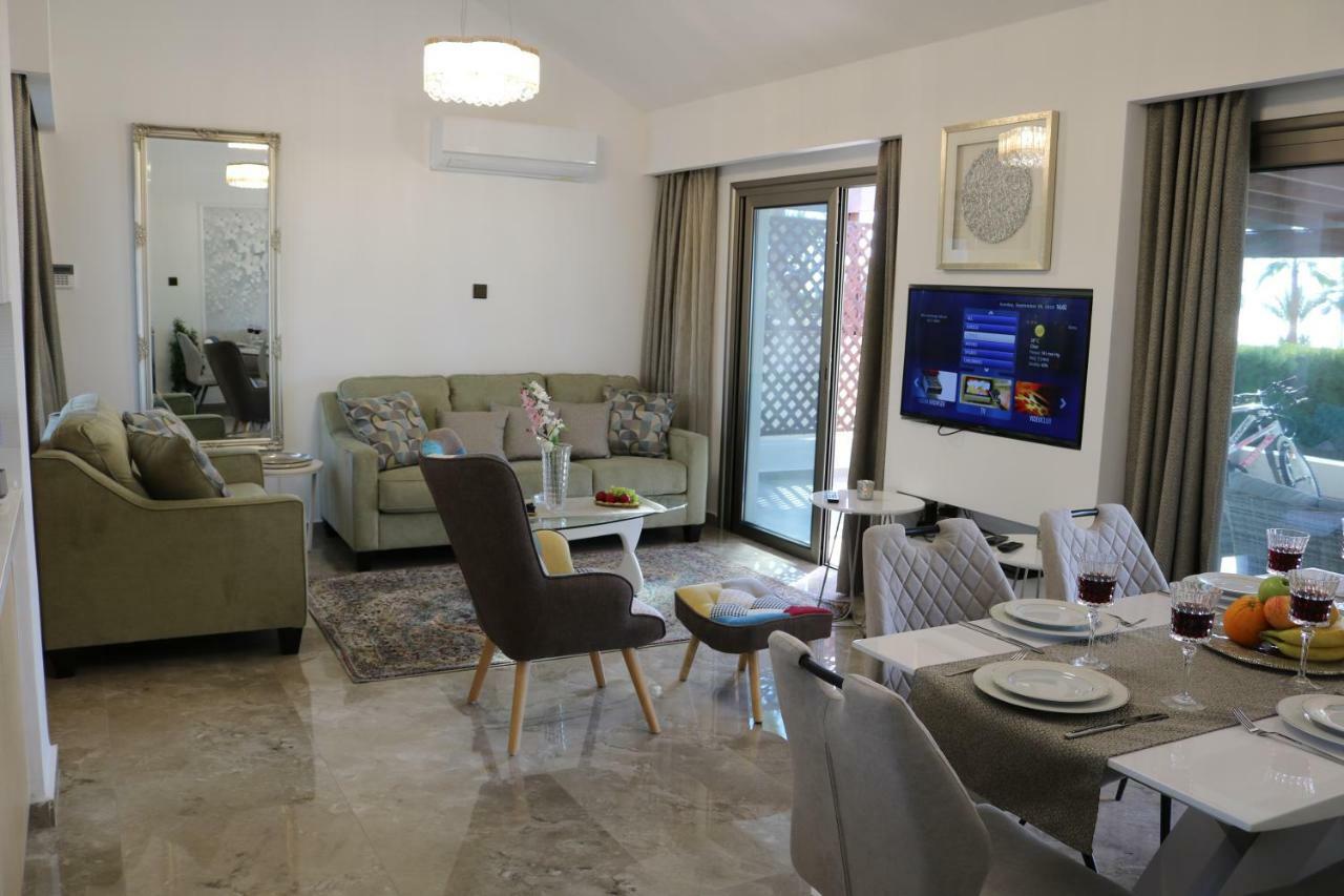 Yulya Villa By Taimoura Paphos Eksteriør bilde