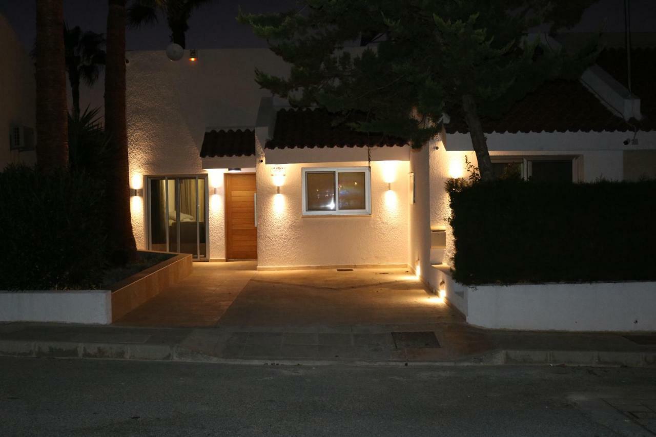 Yulya Villa By Taimoura Paphos Eksteriør bilde
