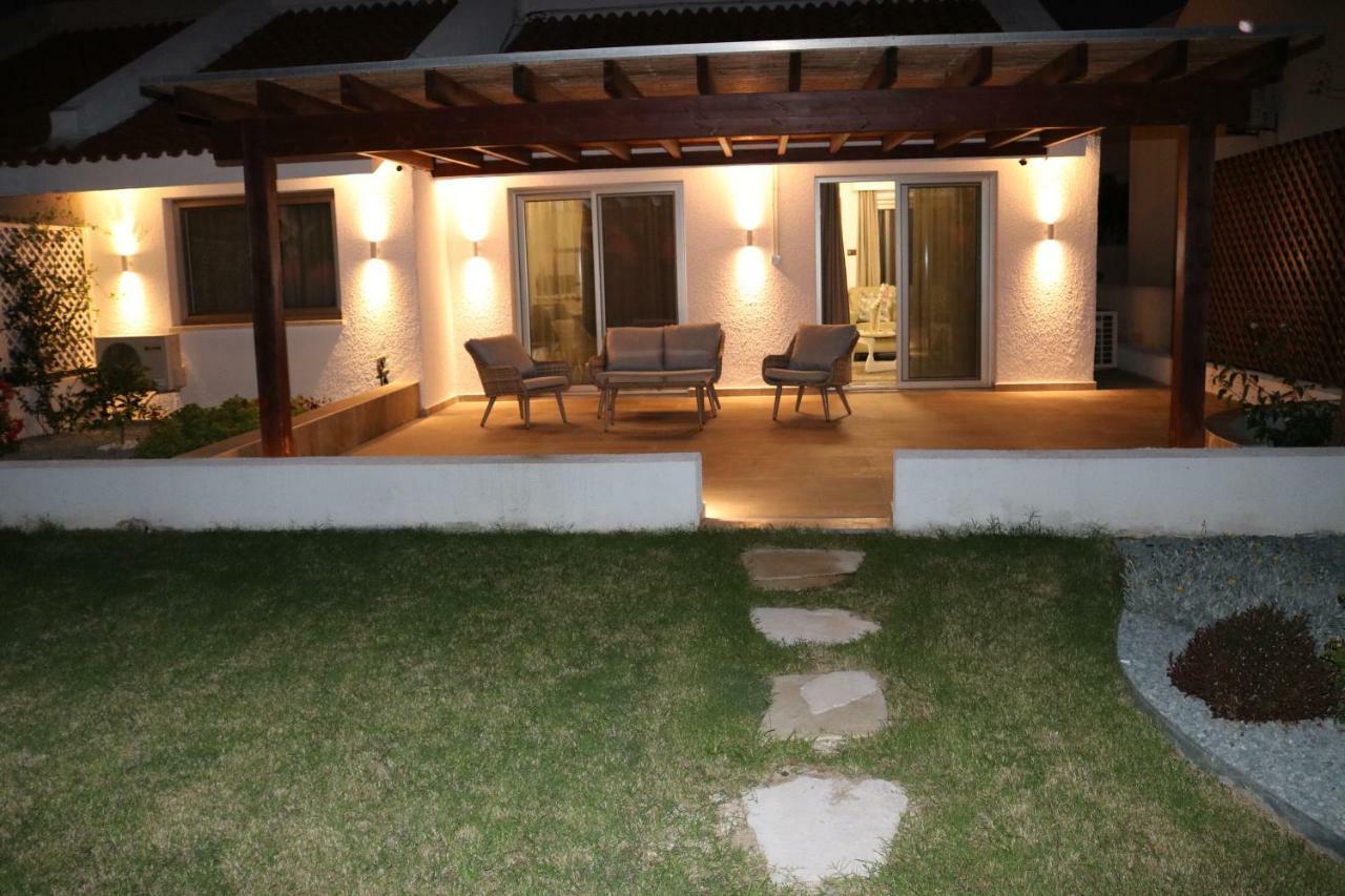 Yulya Villa By Taimoura Paphos Eksteriør bilde