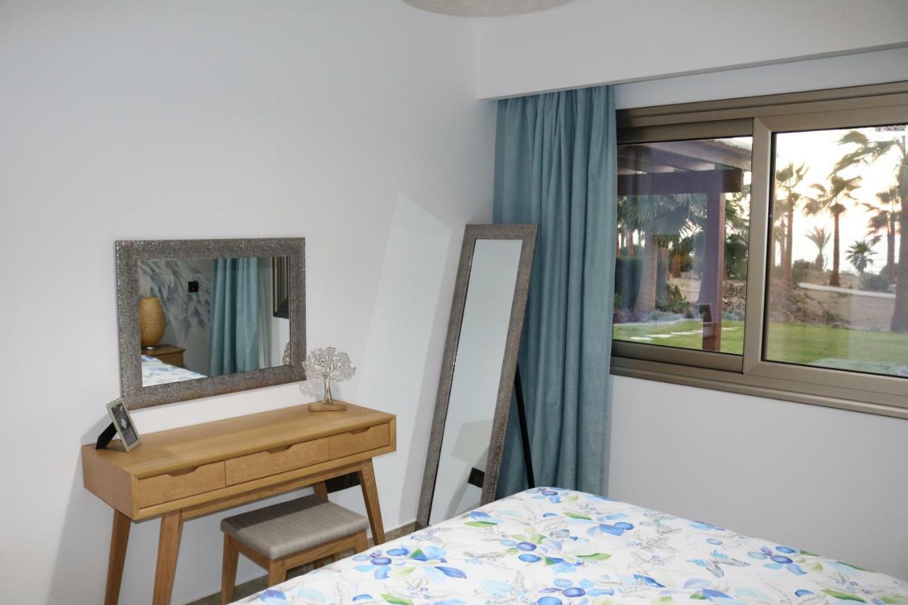 Yulya Villa By Taimoura Paphos Eksteriør bilde